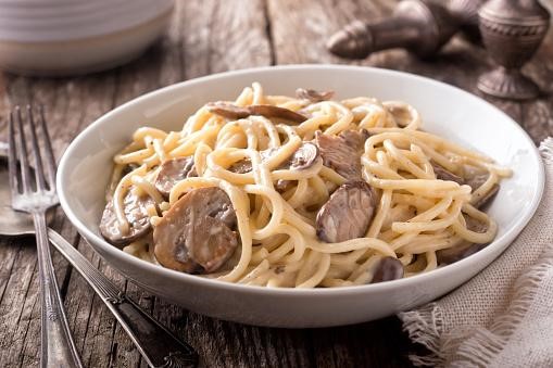 Creamy Mushroom Noodles with Chicken