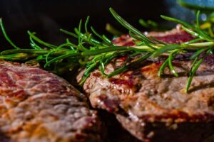 Read more about the article Difference between Halal Meat and Regular Meat