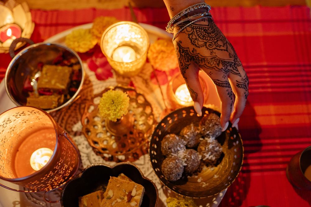 Read more about the article Vegetarian and Non-Vegetarian Food Ideas for Your New Year Party